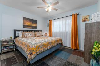 Tropic Breeze Unit 12 Madeira Beach Second Floor - St Pete Beach - 2