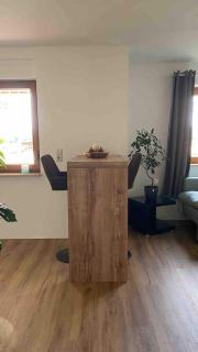 Helle 1-Zimmer Souterrainwohnung in ruhiger Lage! - Tiefenbronn - 1