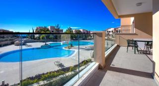 Stunning, Modern Apartment MC11 - Ampelia, Dionysus Greens, Aphrodite Hills Resort - Kouklia - 6