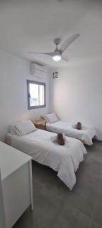 Vegas View and Luxury Apartment - Bayit Wegan - 1