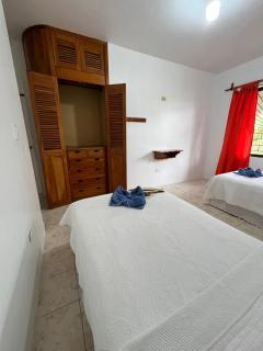 Hostal Neptuno - Poseidon - Puerto Villamil - 5