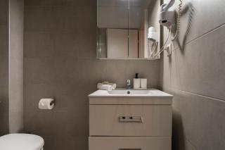 Bright & Stylish Flat on Ermou - Athènes - 2