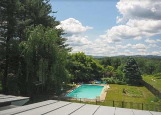Charming 6 Bdrm Countryside Stay, Sauna and HotTub - North Egremont - 3