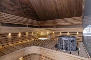 Glorious penthouse with private sauna and jacuzzi - 5