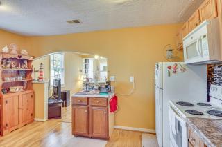 Cozy Home Near Bay Access in Panama City! - 4