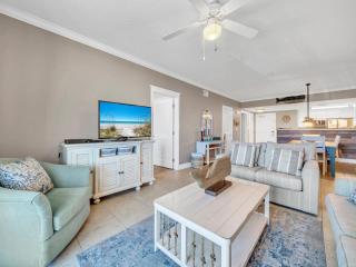 Waterscape Unit A335 close to beach sleeps 6 - 3
