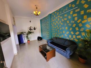 Blue Beds Homestay, Exotic 2BHK AC House - Jabalpur - 9