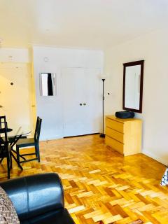 Stylish Montreal Apartment Comfortable Stay in the Golden Square Mile - Montreal - 8