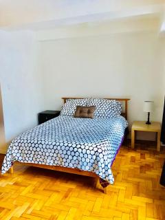 Stylish Montreal Apartment Comfortable Stay in the Golden Square Mile - 5