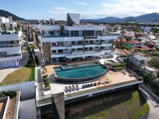 Apartamento fantástico, piscina vista mar - 9