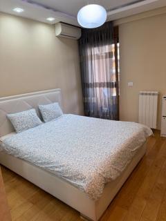 Central Garden modern 1 bedroom condominium complex - Belgrad - 5