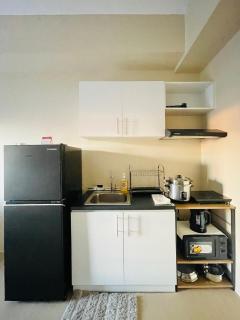 B3 Chic Sunset Studio Escape - Iloilo - 6