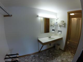 High Seas Motel - 1