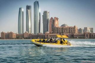 New Phenomenal Room with Sea View - Abu Dabi - 9