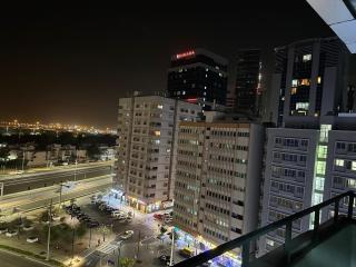 New Phenomenal Room with Sea View - Abu Dabi - 3