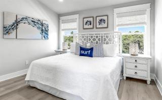 10 Joanna Sophisticated Seagrove Beach pool sleeps 14 - Santa Rosa Beach - 5