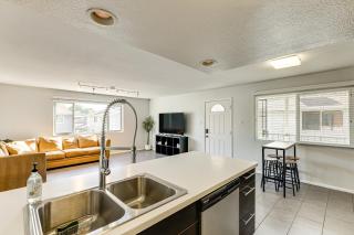 Community Pool Scottsdale Condo 2 Mi to ASU - 2