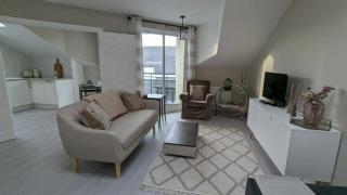 Spacious & stylish upgraded 1BD Malahide Marina - Malahide - 4