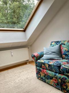 Charming Apartment near Lake - 4