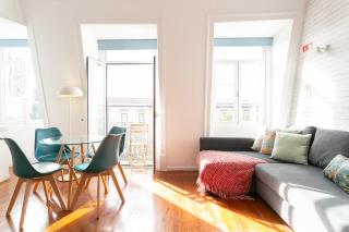 Cozy 1bdr penthouse with balcony! - Lissabon - 9