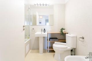 Modern 2bdr flat in the city's heart! - Lissabon - 9