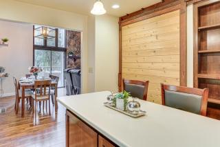 Private Cabin w/ Forest Views & Grill in Lakehead! - 1