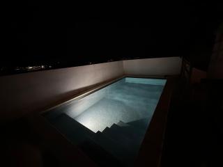 Atico duplex con piscina privada, solárium y barbacoa - 1