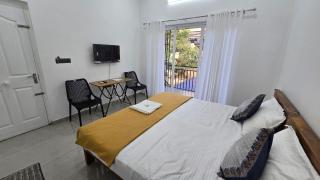 Waves Beach Homestay - Alappuzha - 3