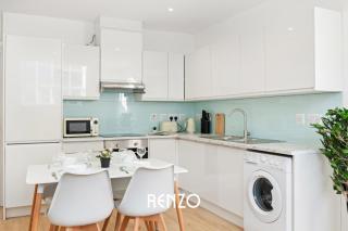 Bright and Modern 2-bed Home in Newark on-Trent by Renzo, Free Parking, Sleeps 5! - Newark upon Trent - 6