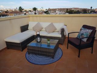 Solarium, pool & views in Playa Flamenca - 1