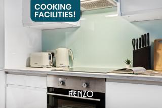 Spacious 1-bed Apartment in Newark on-Trent by Renzo, Central Location, Free Parking! - Newark upon Trent - 4