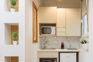 Secret Base In Central Athens - Athen - 3