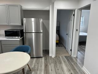 Bright Private Entrance New 2BD Close to DC & More - - 1