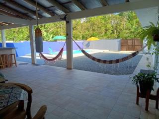 Casa com Piscina e ampla area de festas - 3