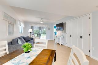 5 Mi to Fort Myers Beach Condo with Private Lanai! - Fort Myers - 7