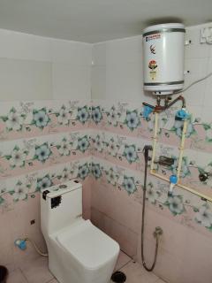 Awadh dham home stay - Ayodhya - 9