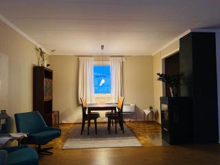 Aurora Mountain & Ocean House - Karlsøy - 4