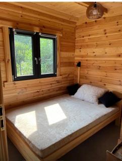 MOJA DEBINA LUX 1, domek z pokojem dziennym, jedną sypialnią i antresolą, blisko plaży - 1