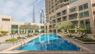 Luxury 2-bed Condo Full Burj Khalifa Lights View! - 3