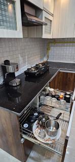 Near gaur city mall, 2BHK spacious society flat FF - 7