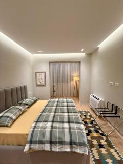 The Mustard Couch Apartment - Tirana - 5