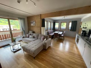 Koenigsjodler Lodge, Dienten, Mountain Resort - 0