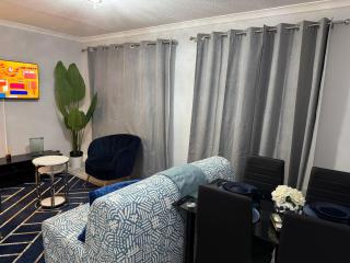 Livingwell apartments - Chatham - 5