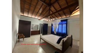 Pappi's Chateau - 4 min walk to beach - 8