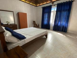 Pappi's Chateau - 4 min walk to beach - Ambalangoda - 1