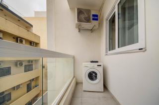 Amazing Location in St Julian's, Paceville 2 Bedroom, with Balcony by Vaganza - 1
