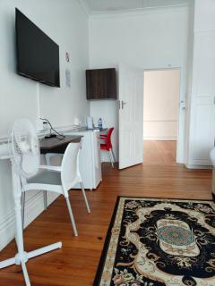 H cottages - East London - 8