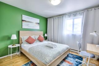 Rue Berri & Downtown Village Destination - Montreal - 9