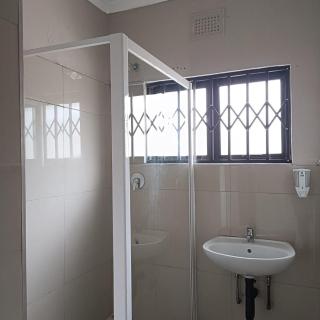 Brighton Beach Home - Durban - 3