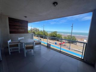 Exclusivo Semipiso Frente al Mar - Monte Hermoso - 4